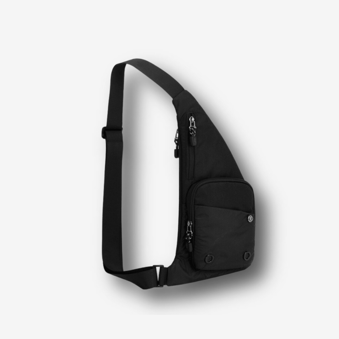 Black Voyager Shoulder Bag: Secure Your Gear On-the-Go